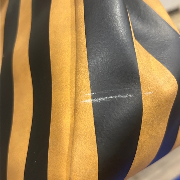 Carlos Falchi Sport Black and Gold Striped Tote Bag vintage 90’s - Picture 13 of 15